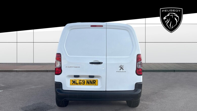 Peugeot Partner Standard Diesel 1000 1.5 BlueHDi 100 Professional Van